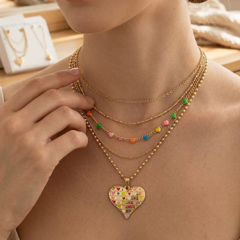 Trilogía Corazón & Elegancia | 3 Collares con aretes en acero - Imagen 2