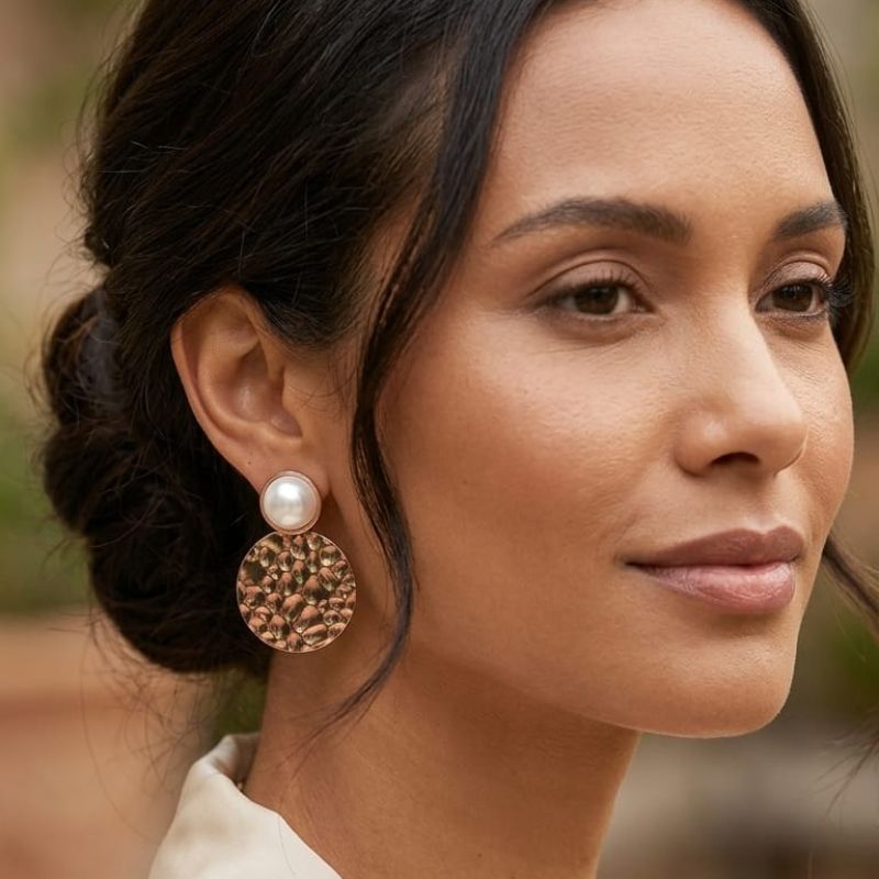 Encanto Perlas & Brillo | 5 Pares de aretes surtidos en acero y covergold - Imagen 3