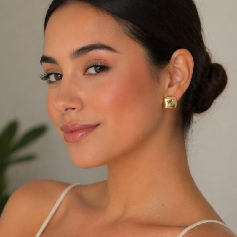 Encantos Dorados | 6 pares de aretes surtidos en acero y covergold - Imagen 3